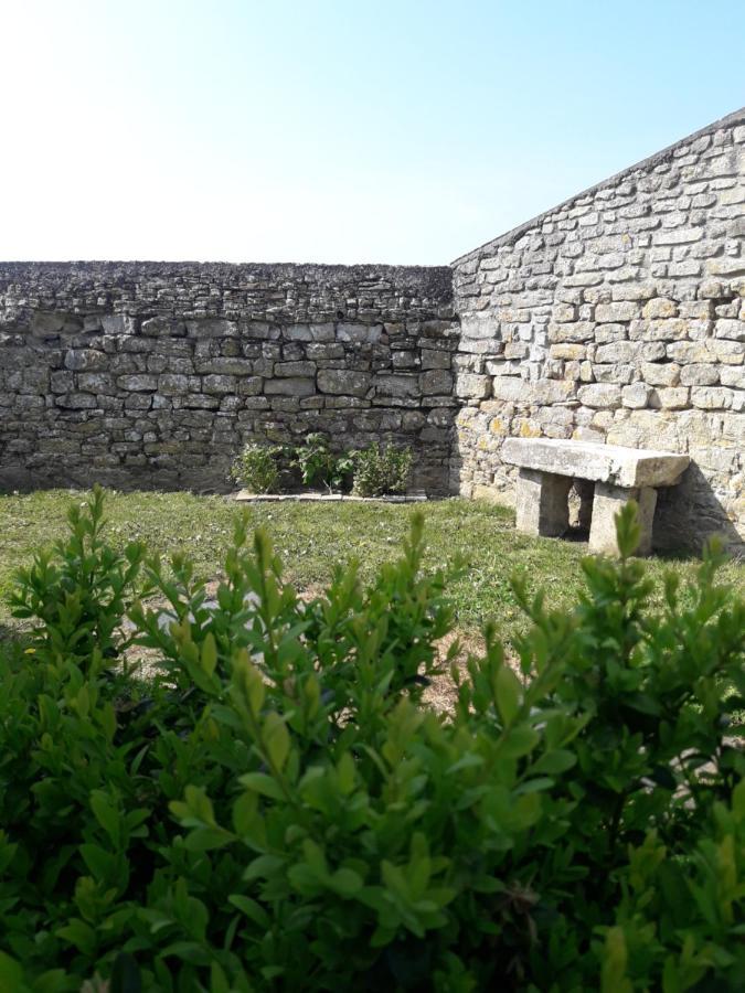 Jolie maison pour 4 à 6 personnes Ellon Esterno foto