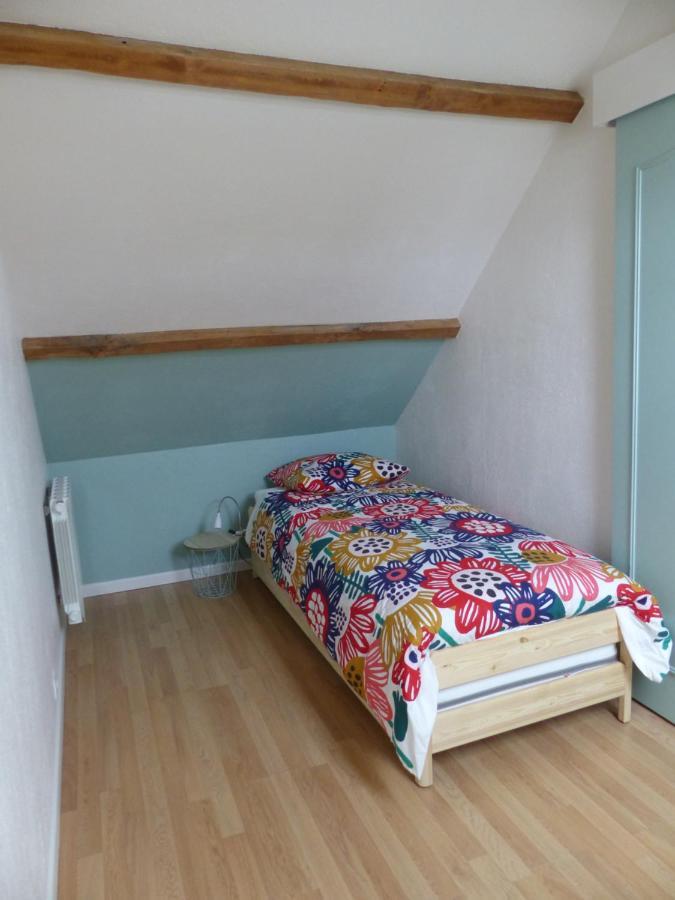 Jolie maison pour 4 à 6 personnes Ellon Esterno foto