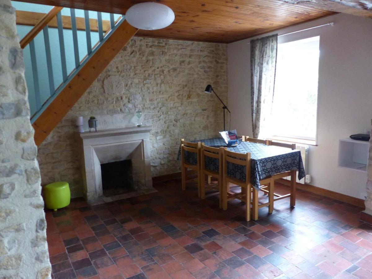 Jolie maison pour 4 à 6 personnes Ellon Esterno foto